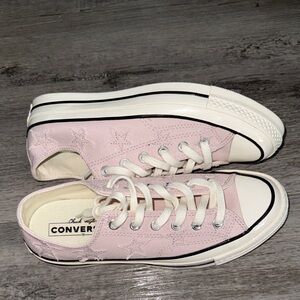 Pink distressed star Converse